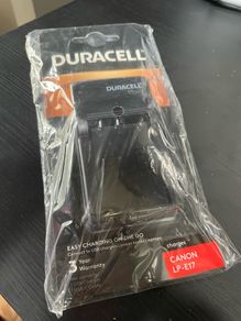 Duracell Camera Battery Charger for Canon LP-E17