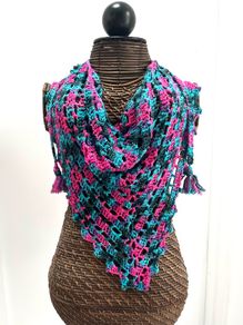 Crochet bamboo yarn shawlette