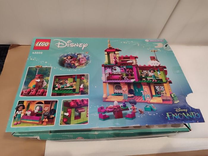 Lego House Disney Encanto The Madrigal House 43202 Complete