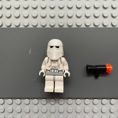 lego Star Wars sw0101 Snowtrooper minifigure, Light Gray Hips, White Hands