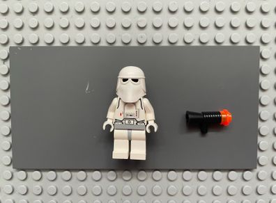 lego Star Wars sw0101 Snowtrooper minifigure, Light Gray Hips, White Hands