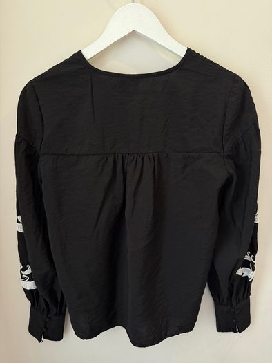VERO MODA Charlotte Embroidered Sleeve Top Black Size S!