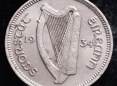 #547 - Ireland - 1934 - 3 Pence - KM.4
