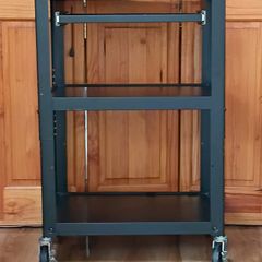 Mobile desk/workstation