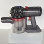 Dyson V7 total clean vacuum cleaner working Image 3