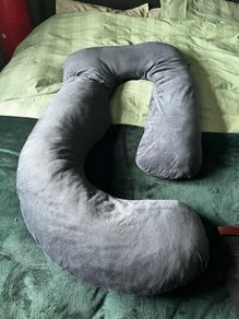 Pregnancy pillow