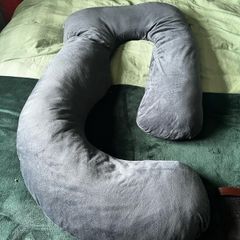 Pregnancy pillow