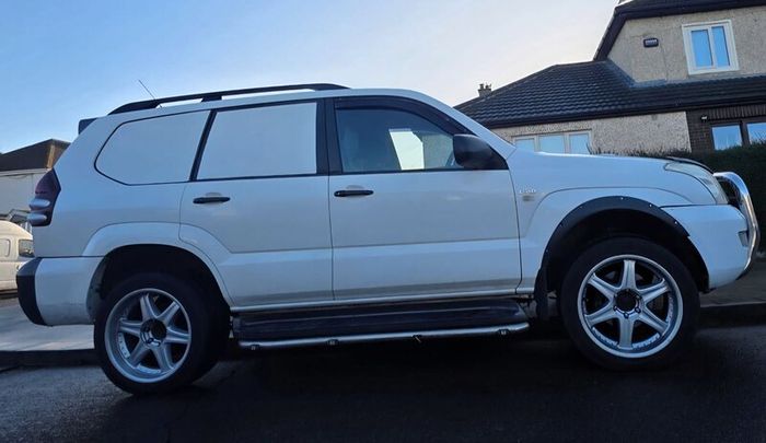 Toyota Land Cruiser 2003