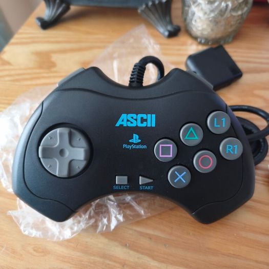 Sony PlayStation Ascii Pad FT2 Playstation PS1 PS2.