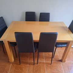 Dinning table 6 chairs