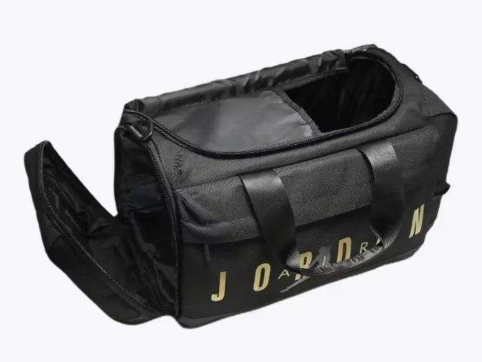Nike Air Jordan shoulder Duffle travel training gym Large Bag 69L Black brand new with tag