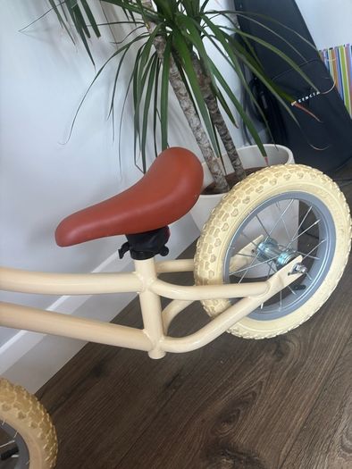 Balance bike