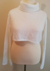 Pretty Little Thing Ladies Cropped Jumper New Size M Roll Neck