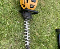 Petrol hedge cutters