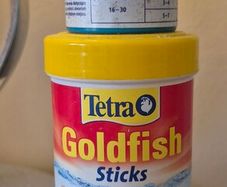 Free goldfish food and holiday fish food