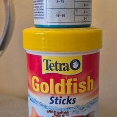 Free goldfish food and holiday fish food