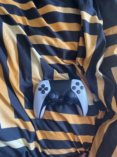 DualSense Edge Wireless Controller Midnight Black Controller Only