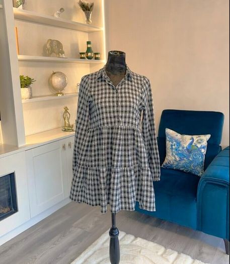 Ladies Black & White Check Dress from Zara. Size Xs UK 6 / EU 34