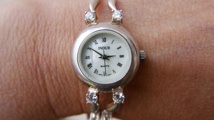 Vintage INDURO Watch for Women, Sterling Silver Bracelet Watch, Handmade 925 Sterling Silver Watch, Watch for Her Birthday Gift, Ladies Watch Japan Made (Works well, fresh battery)