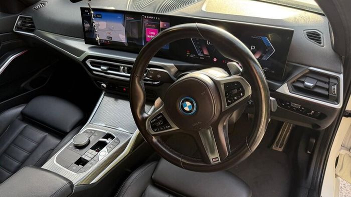 2023 Bmw 330e M Sport Lci Alpine White