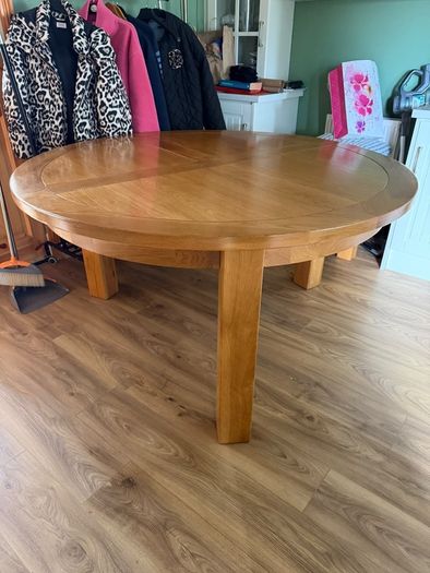 Soild Wood kitchen table