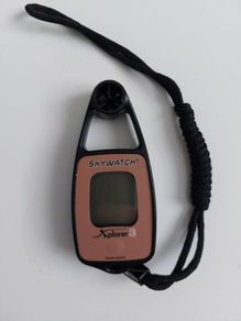 Skywatch Explorer 3 - wind/temp meter