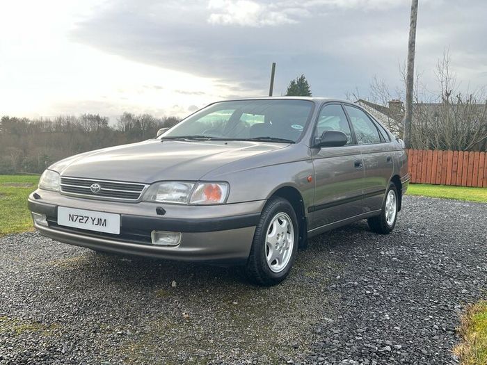 Toyota Carina e 2.0 Executive