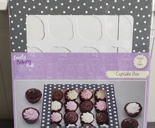 Cupcake box. Brand New.