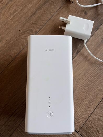 Huawei 4G CPE Pro 2 B628-265 Dual Band Wireless Router, Unlocked B