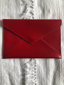 clutch Elizabeth Arden