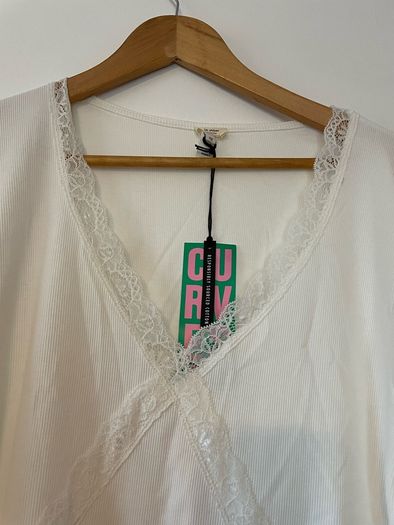 River Island curves white ladies top plus size - New
