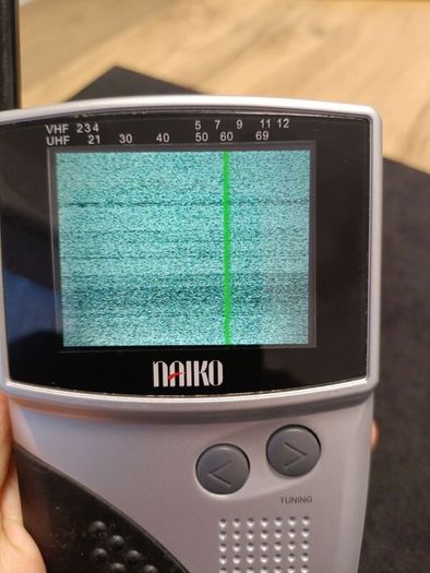 Vintage Naiko N 2500 2 5 TFT LCD Colour Analogue TV Handheld Portable