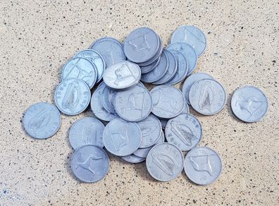 39 x Irish Sixpence Coins - "6d Reul"