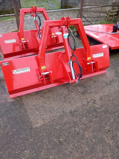 Bale lifter new Nugent