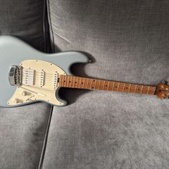Ernie Ball Music Man Cutlass