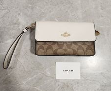 coach purse (brand new)Authentic
