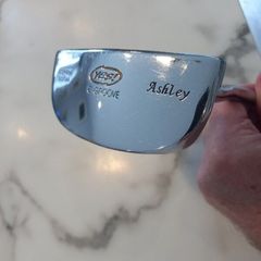 Yes Putter Incl Headcover