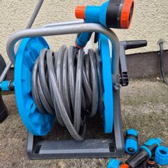 Garden hose reel