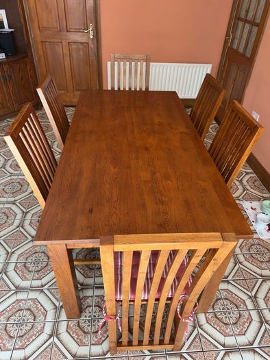 Solid kitchen dining Table x 6 Chairs