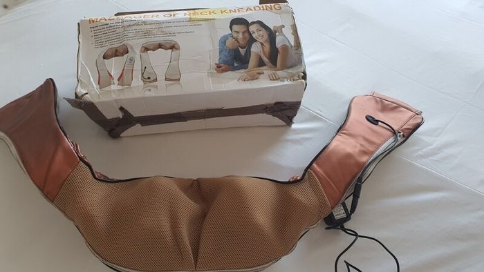 Massager of Neck kneading