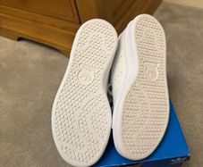 Adidas Kids Stan Smiths size 13 (new)