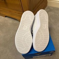 Adidas Kids Stan Smiths size 13 (new)