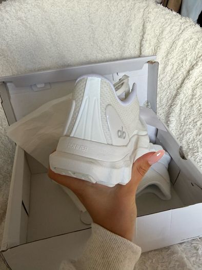 Alo runner trainers