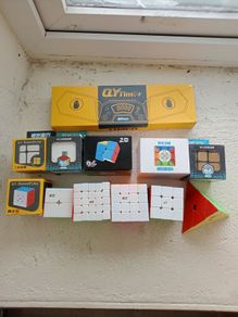 Puzzle Cubes/Rubix Cubes