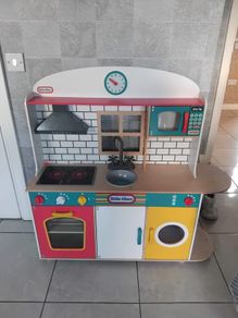 little tikes kitchen