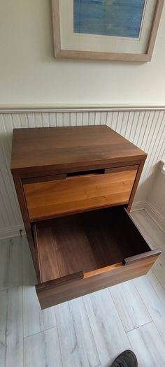 Solid oak Chest of drawers + bedside cabinet