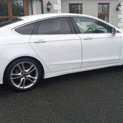 Ford mondeo Titanium 2L 180bhp