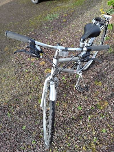 Raleigh Activ Oakland Hybrid Bike