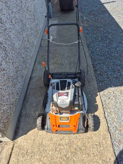 ama self Drive lawnmower