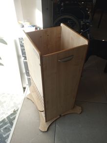 Standing Box... Little Helper (brand)